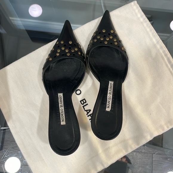 Manolo Blahnik studded mules kitten heel - Picture 3 of 9